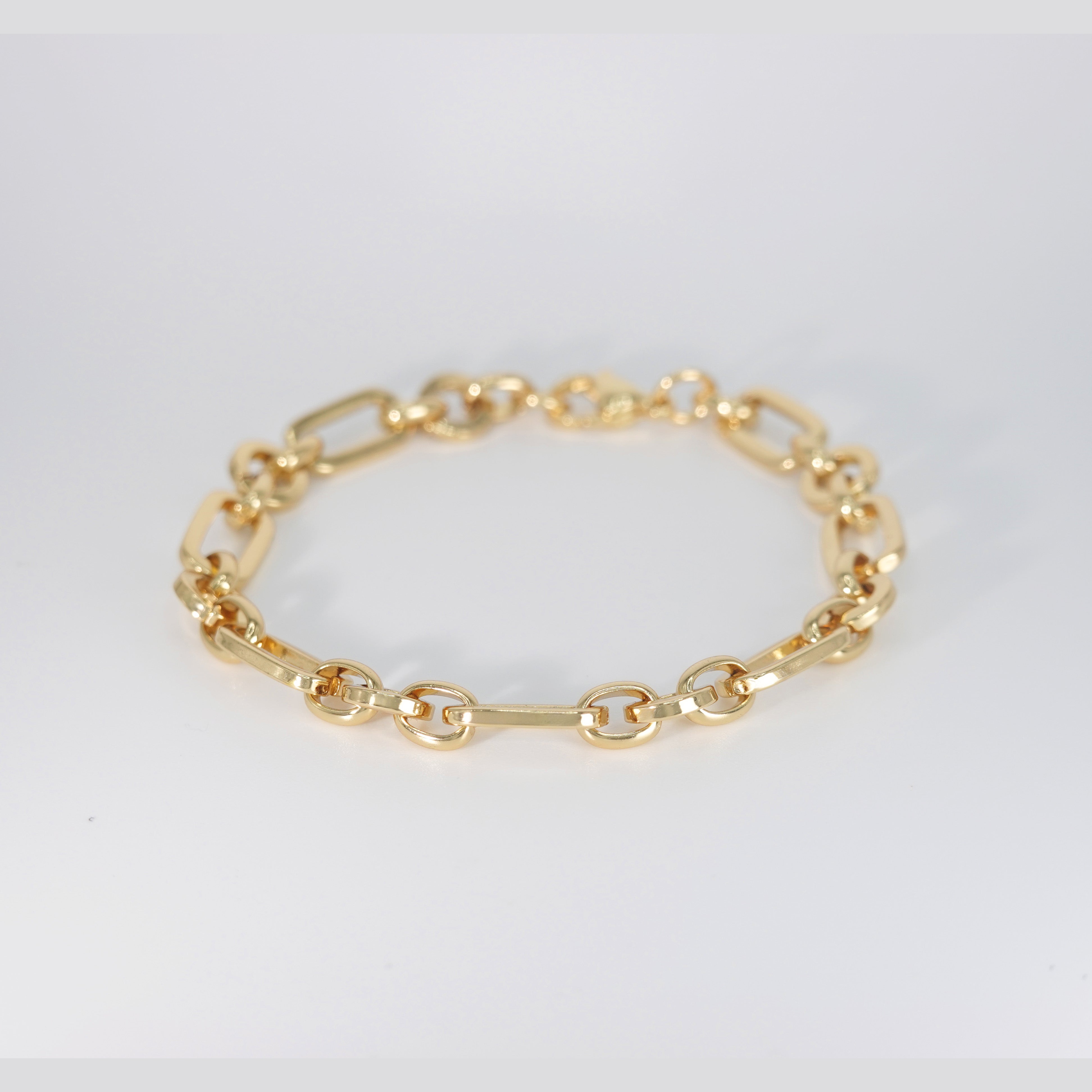 Tulip charm bracelet on a delicate chain