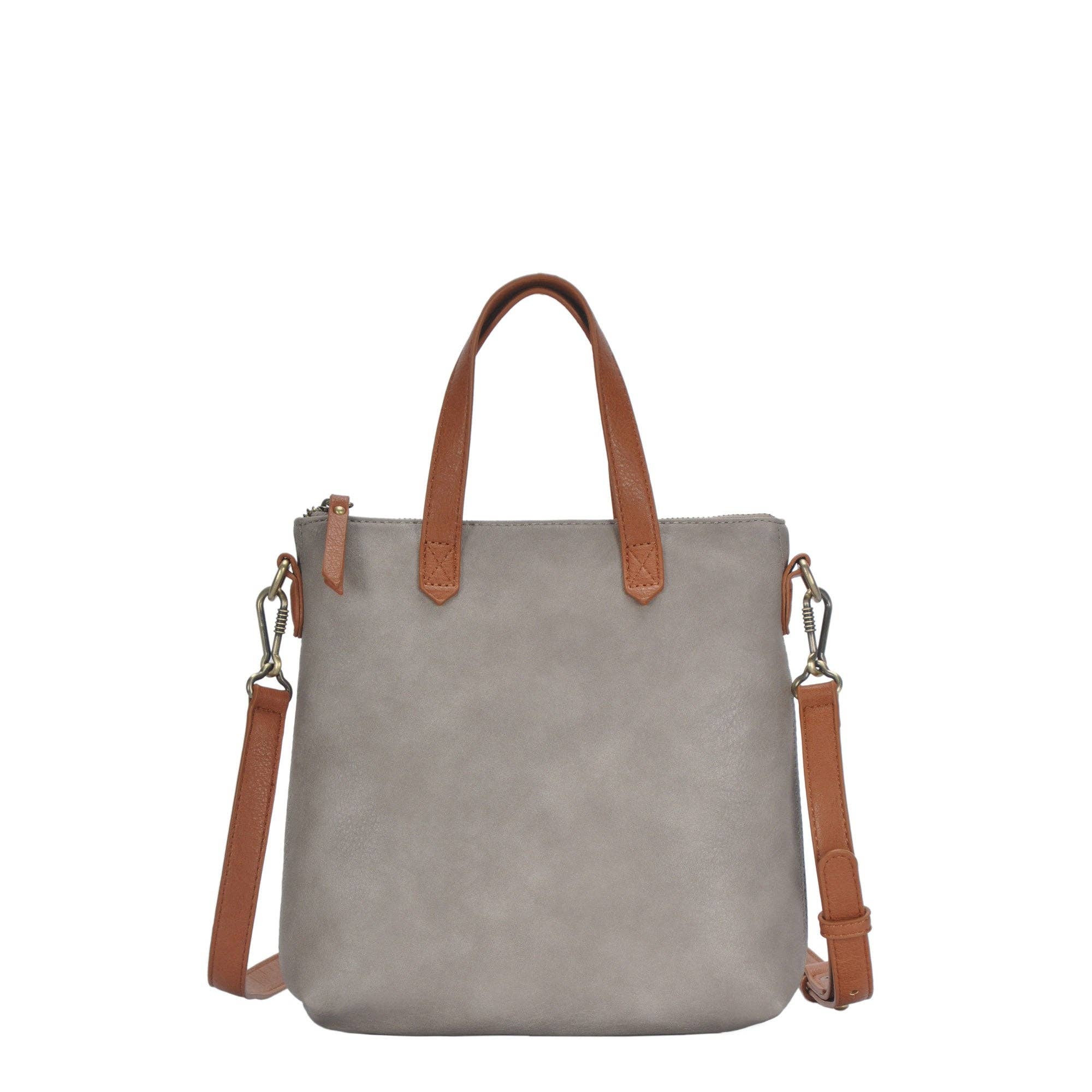 Kelsey Bag - A chic and versatile accessory that seamlessly blends fashion and functionality with a timeless design.