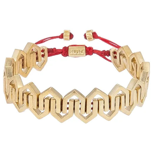 Embrace tranquility with the Thera Bracelet – a serene and stylish accessory.
