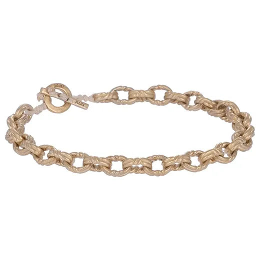 Marina Anklet: A dainty accessory for a stylish look, featuring intricate design and seaside flair.