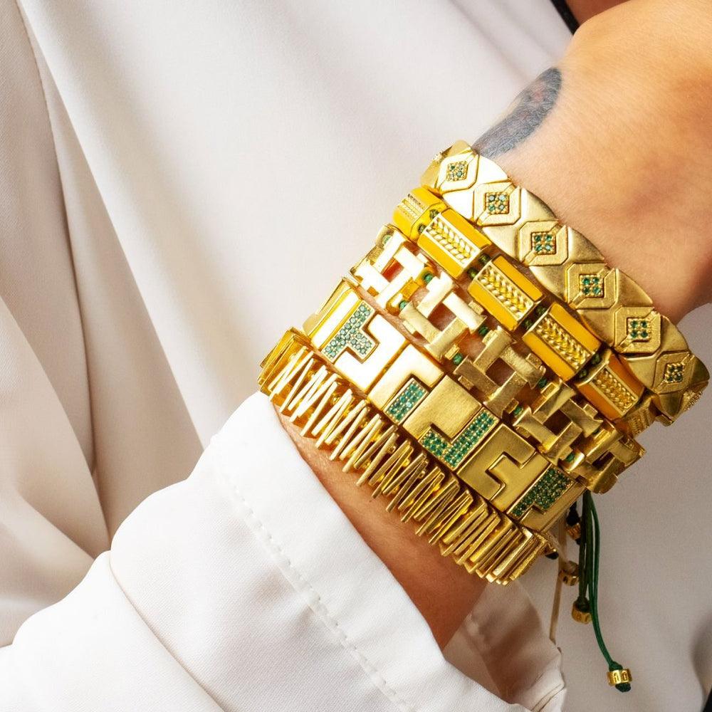 Barrier Bracelet: A symbol of strength and determination, this boldly designed bracelet adds a touch of resilience and contemporary flair to your style.