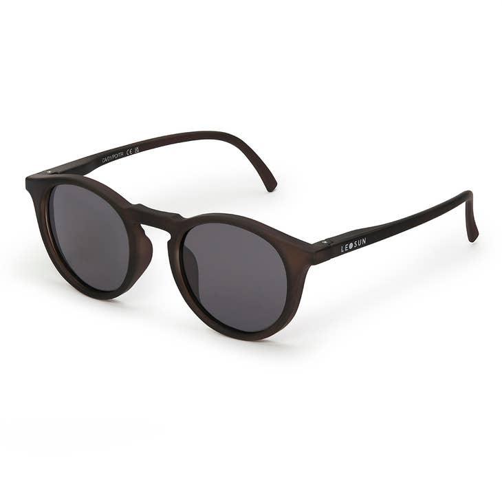 Leosun Polarized Sunglasses in Black - Stylish and protective sunglasses with polarized lenses for clear vision.