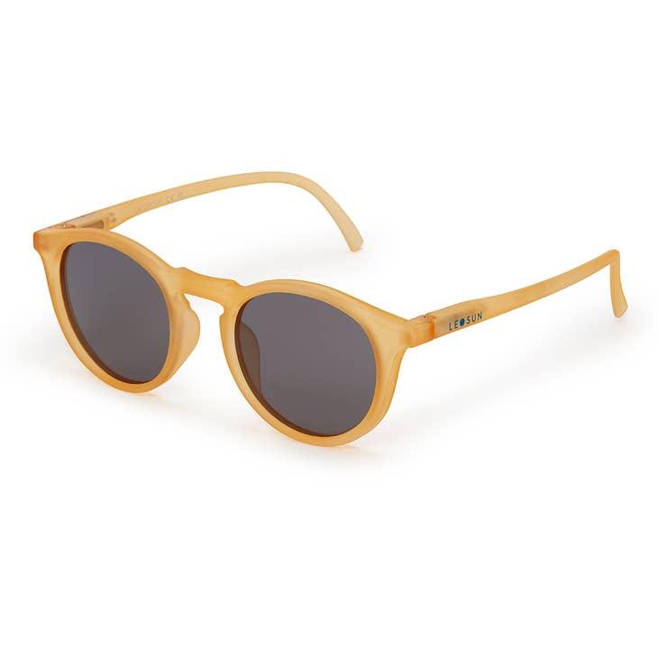 Leosun Polarized Sunglasses in Toast - Trendy sunglasses with polarized lenses and a chic toast-colored frame.