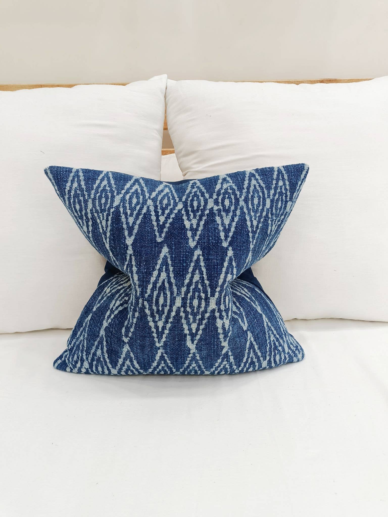 Indigo Blue Throw Pillow Cover: High-quality fabric pillow cover in rich indigo hue, epitome of sophistication.