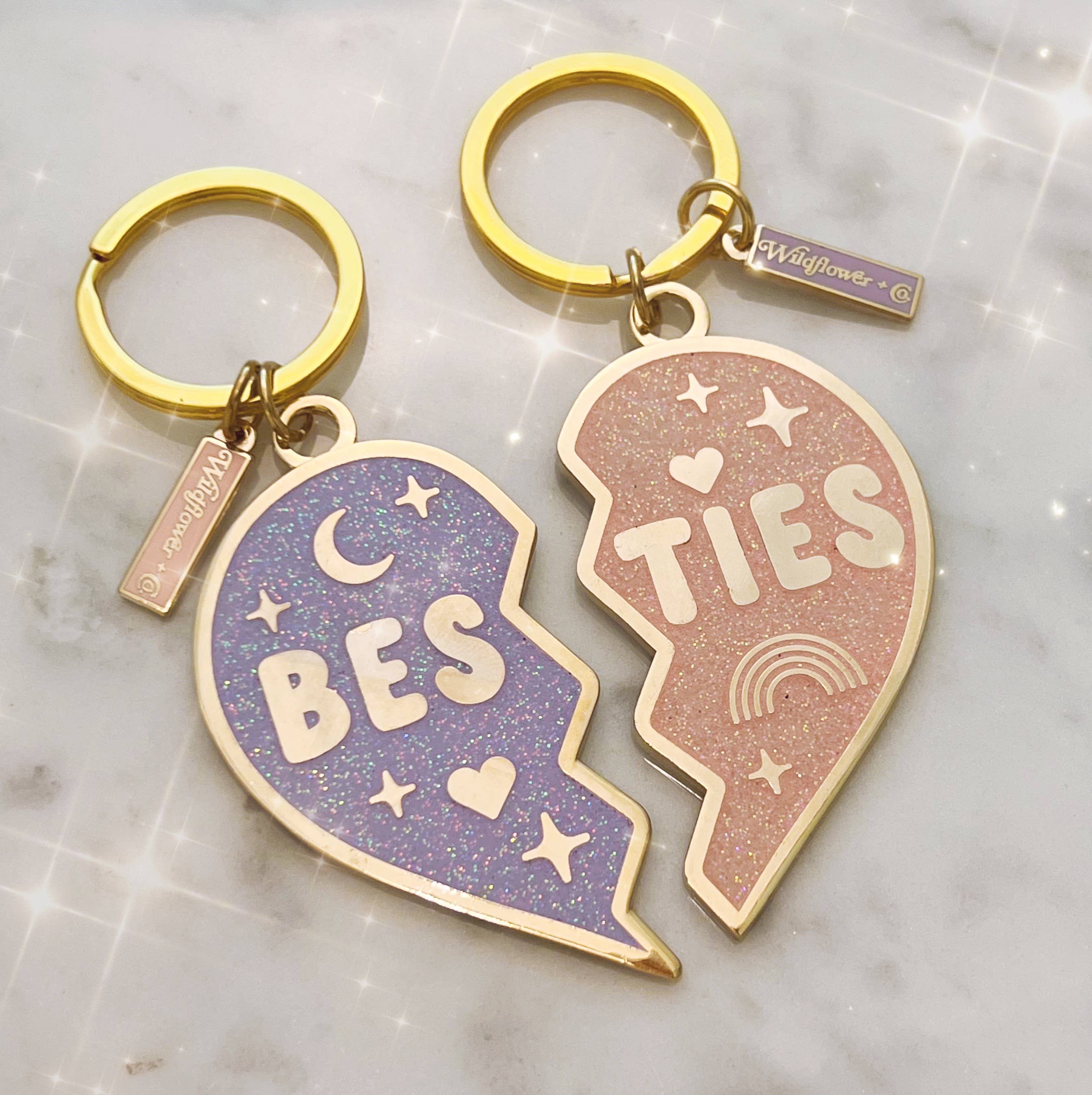 Besties Split Heart Keychain - Adorable split heart design symbolizing the bond between best friends.