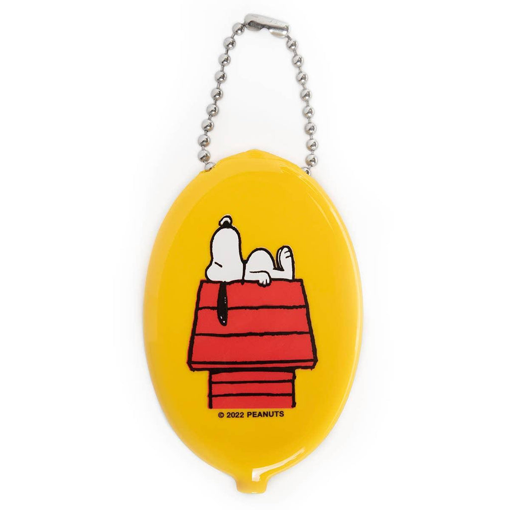 Peanuts Snoopy Doghouse Coin Pouch - A charming coin pouch with Snoopy's iconic doghouse design for a touch of nostalgia.