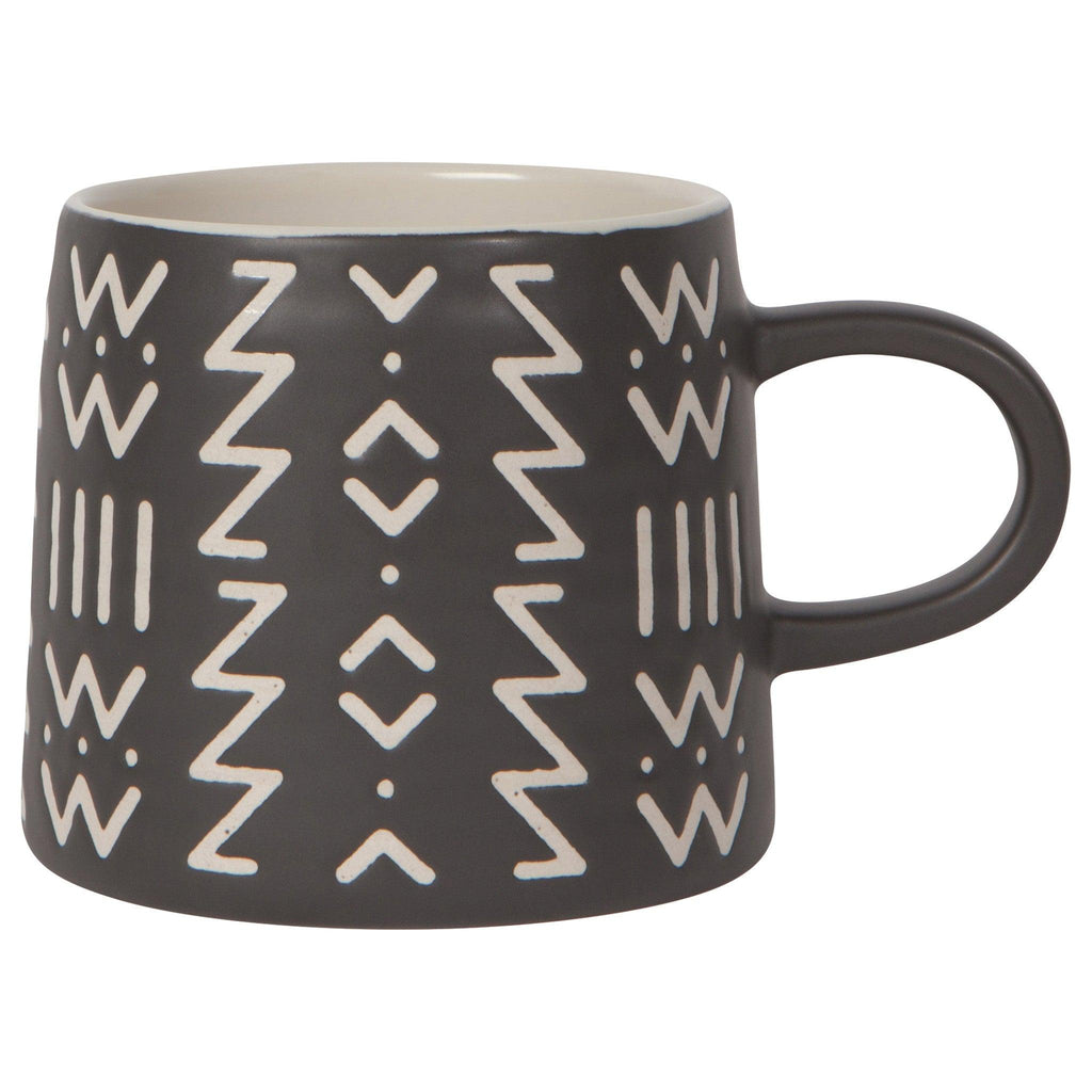 Ziggy Imprint Mug - Stylized zigzag lines in black and white, a captivating and engaging pattern for a contemporary table setting.
