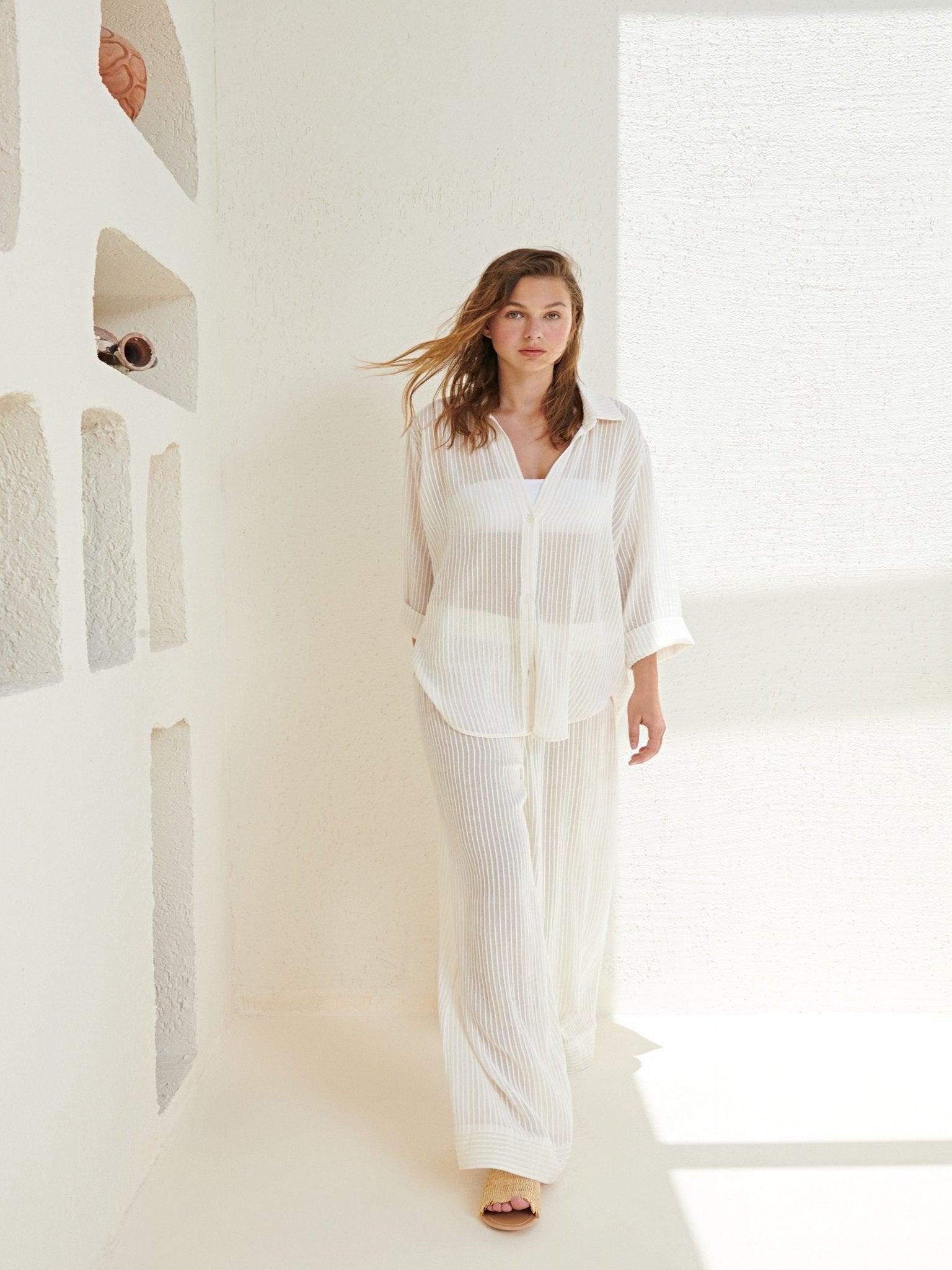 Modern Voyage Set - Burst of energy in textured cotton for body, mind, and style, with matching Voyage Pant.