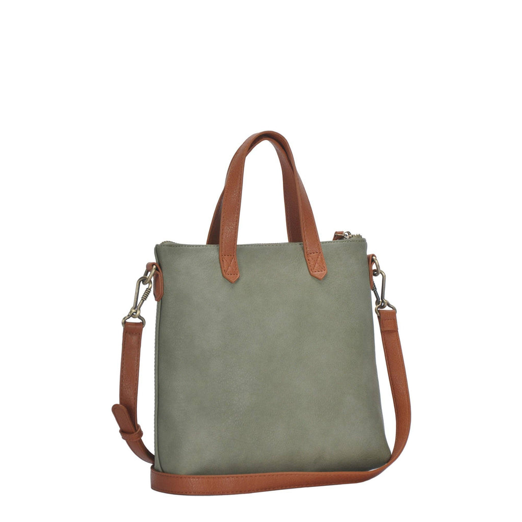 Kelsey Bag - A chic and versatile accessory that seamlessly blends fashion and functionality with a timeless design.
