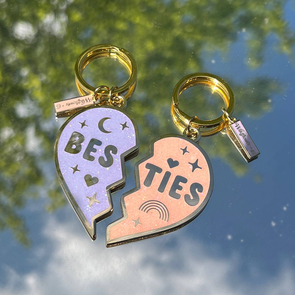 Besties Split Heart Keychain - Adorable split heart design symbolizing the bond between best friends.