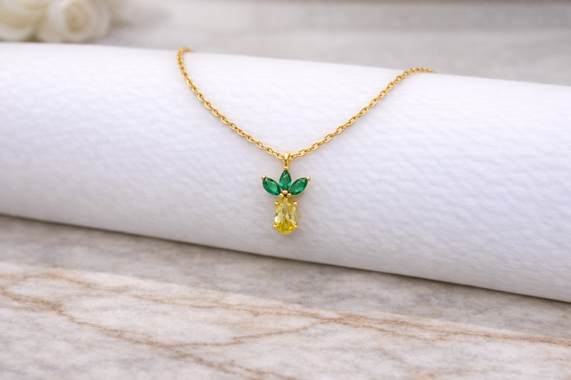Palma Mini Pineapple Necklace