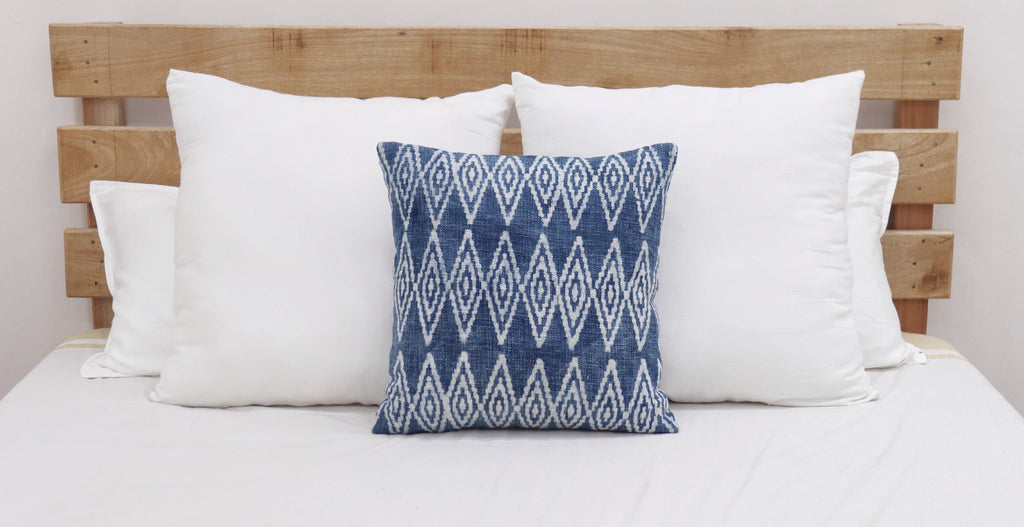 Indigo Blue Throw Pillow Cover: High-quality fabric pillow cover in rich indigo hue, epitome of sophistication.