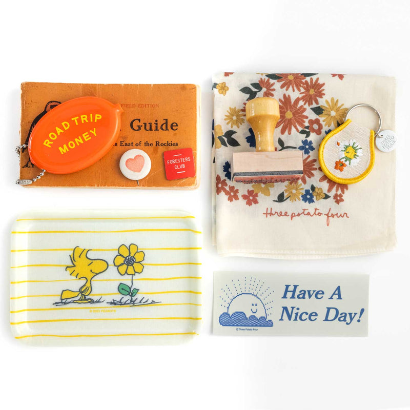 Peanuts® - Woodstock Flower Vintage Tray