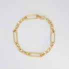 Sleek and versatile chain-style design, epitome of understated elegance.