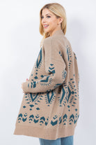 Joshua Cardigan - A versatile and stylish knit, blending comfort and sophistication for any occasion.