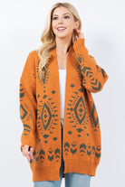 Joshua Cardigan - A versatile and stylish knit, blending comfort and sophistication for any occasion.