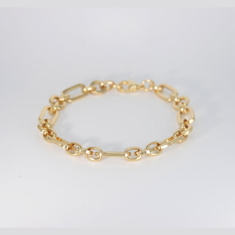 Tulip charm bracelet on a delicate chain
