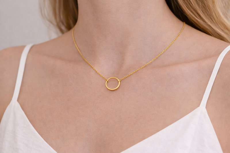 Vera Everyday Hoop Necklace