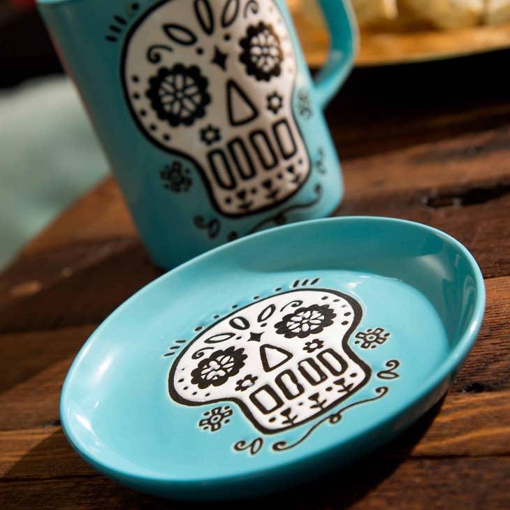 Edgy and stylish skull coaster.