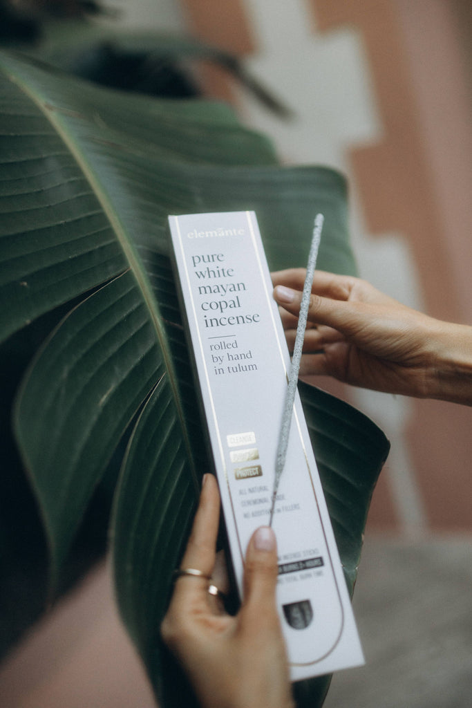 Pure White Mayan Copal Incense: Fragrant white incense sticks, epitome of purity and tranquility.