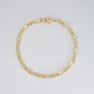 Dahlia Bracelet: Sleek and timeless chain-style design, epitome of effortless sophistication.
