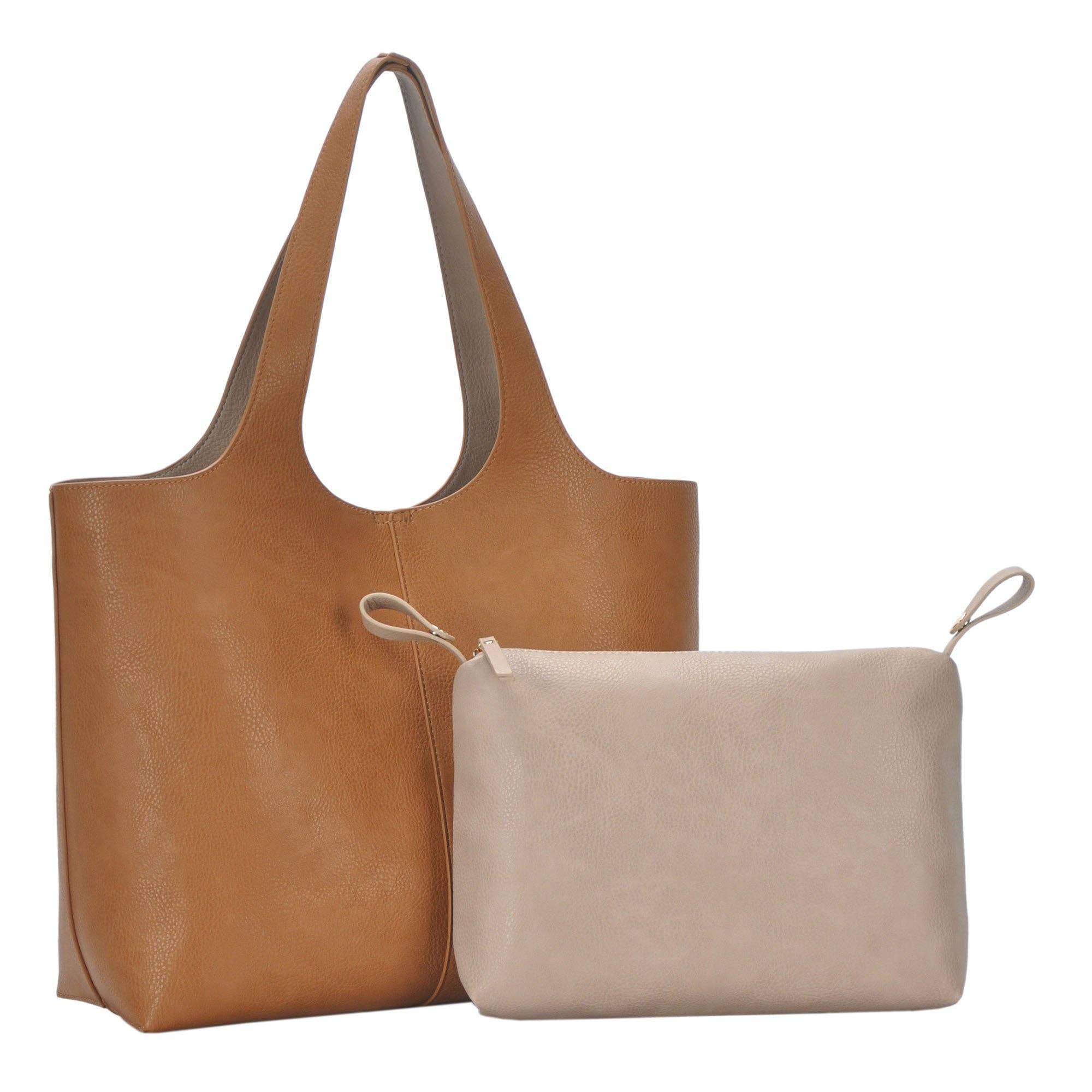 Kelsey Bag - A chic and versatile accessory that seamlessly blends fashion and functionality with a timeless design.