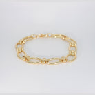 Magnolia Bracelet: Classic chain-style design, epitome of timeless elegance and versatility.