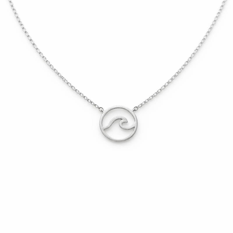 Swell Circle Necklace