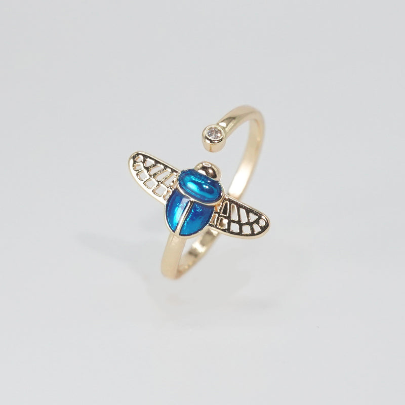 Via Lido Ring: Delightful ladybird-shaped design, adding whimsical charm to your ensemble.