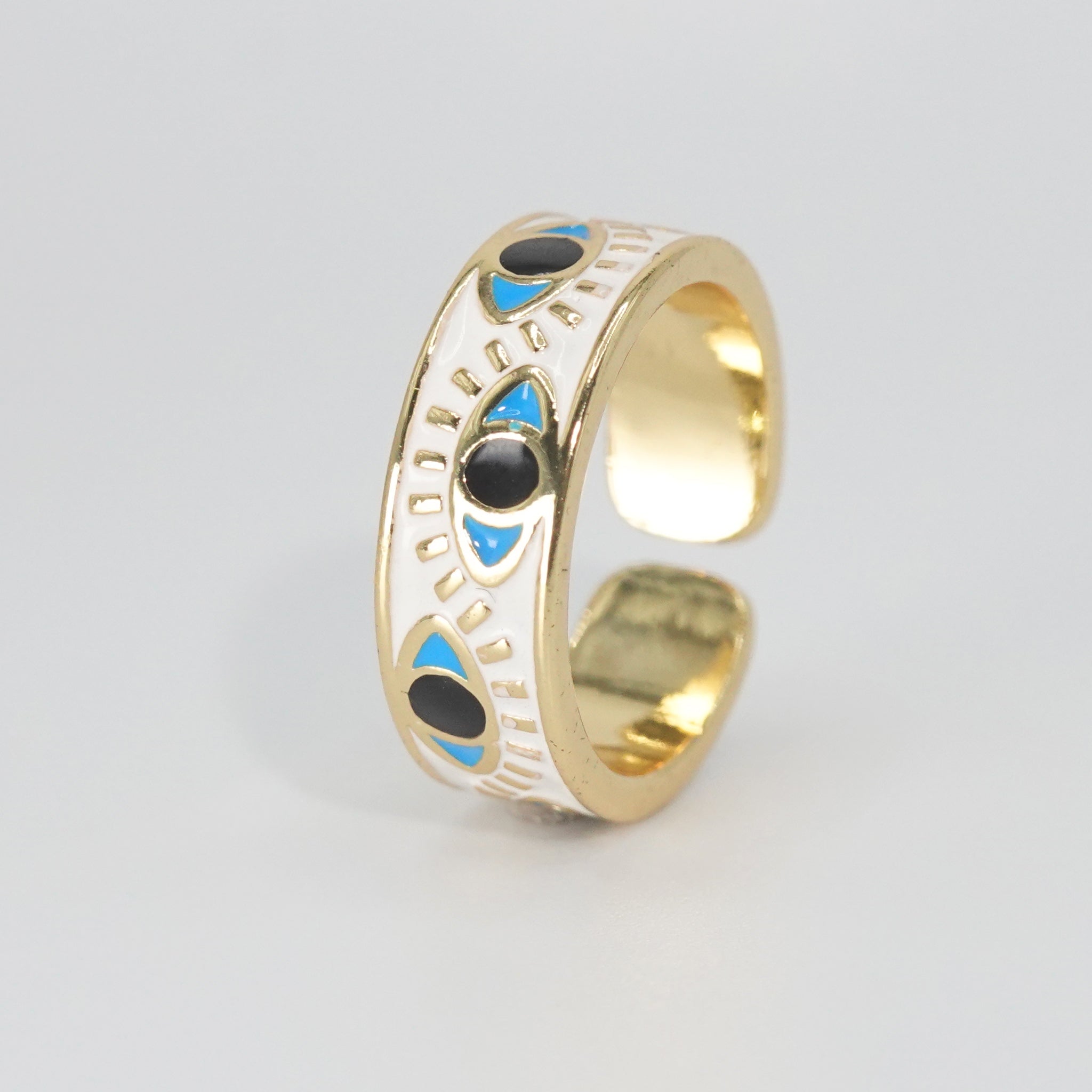 Citrus Ring: Unique design with captivating eyes, adding intrigue to your look.
