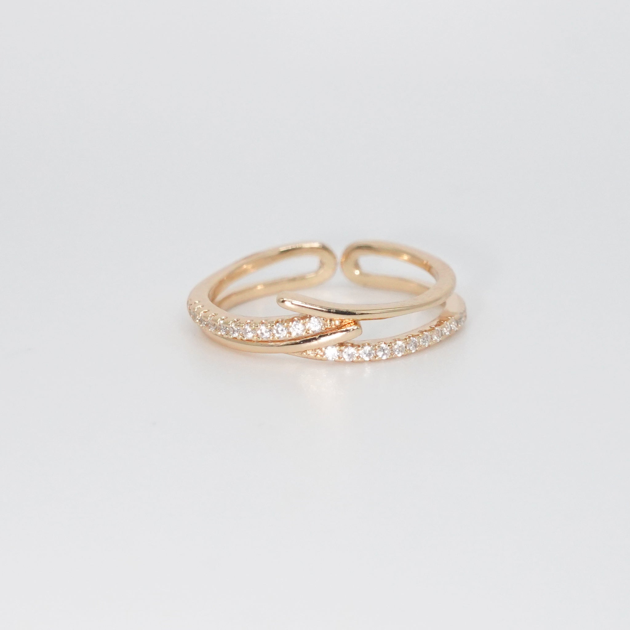 Benedict Ring - Timeless elegance in an intricate design for a touch of luxury.