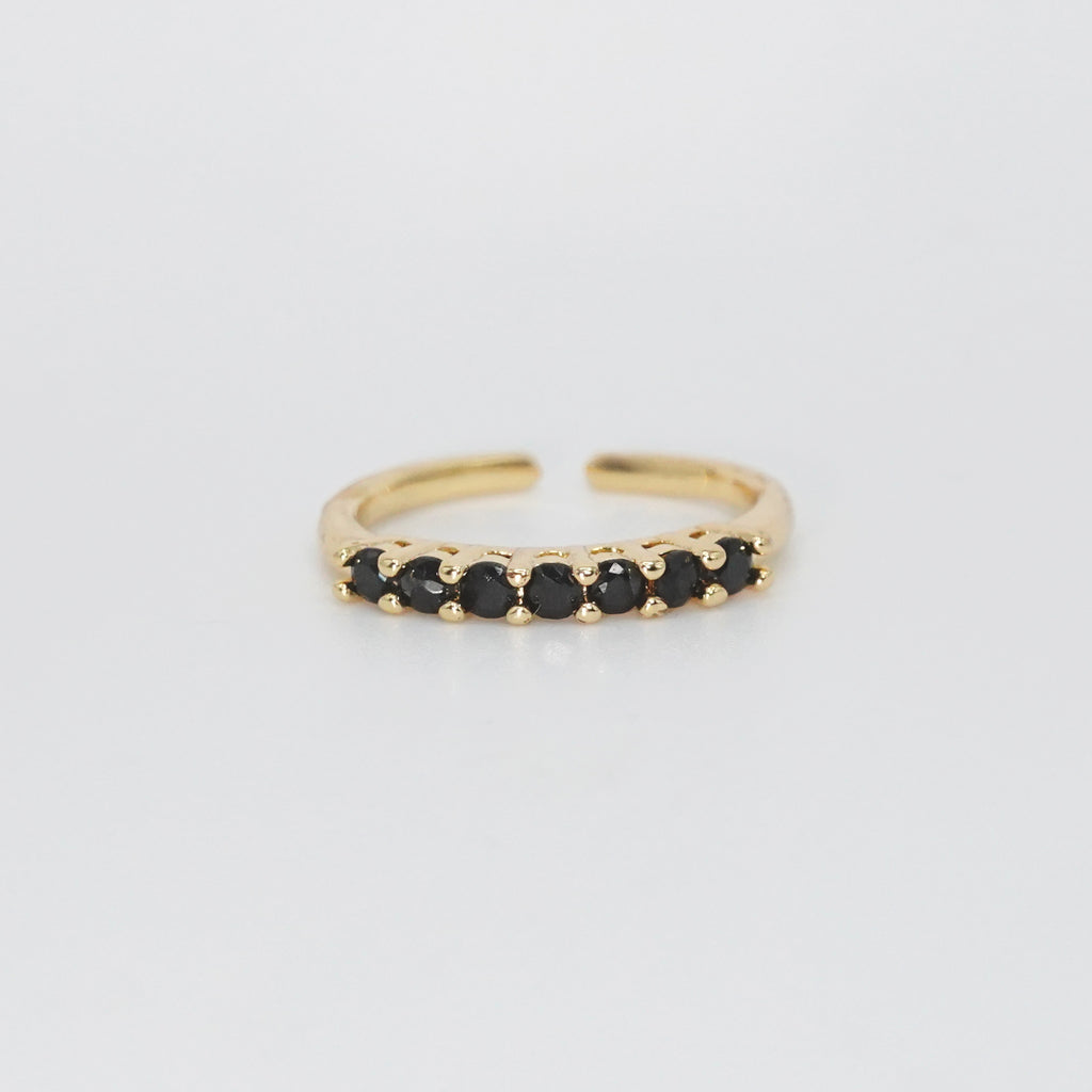  Puerco Ring - Sleek ring adorned with striking black stones.