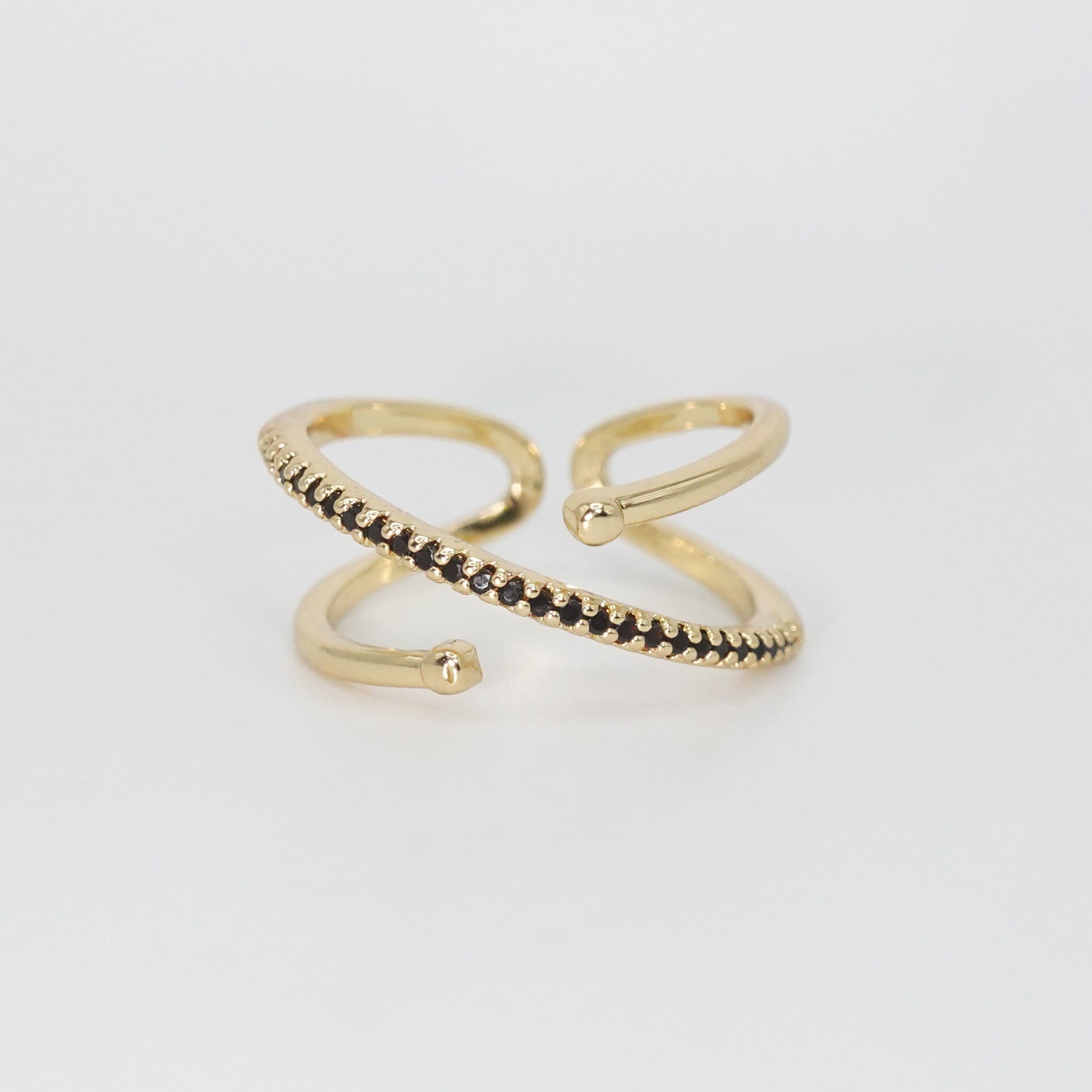 Hume Ring - Minimalist and elegant ring.