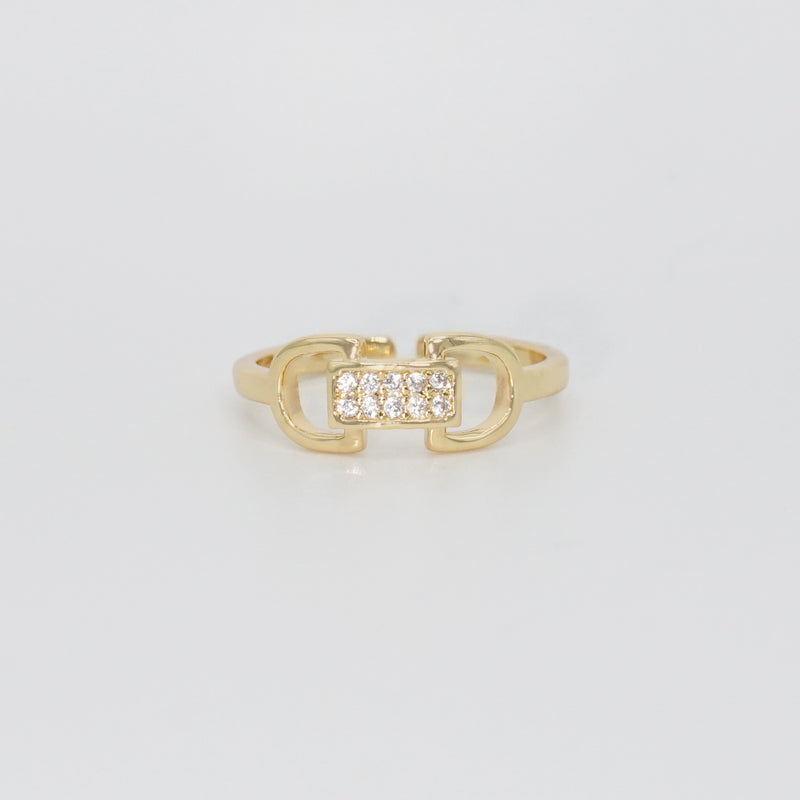 Capri Ring: Adorned with dazzling shiny stones, exuding glamour and elegance.