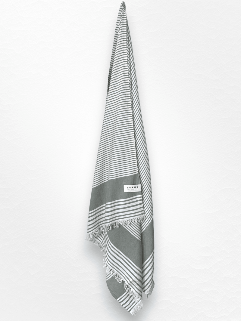 Premium Forma Towels - Palma Collection, intricately woven from 100% Turkish cotton for superior softness and absorbency.