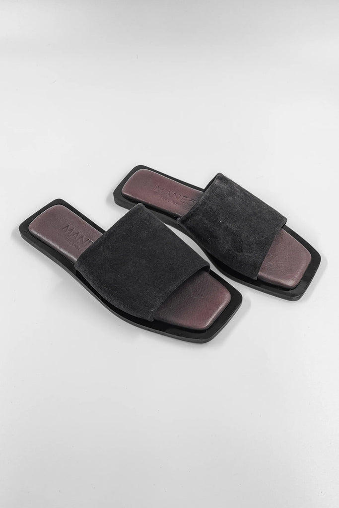 Lenny Sandals displayed in both suede and leather options, showcasing their luxurious materials and classic design.