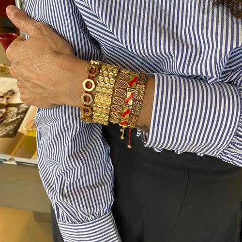 Larissa Bracelet - Timeless grace meets contemporary allure in this intricately designed accessory.