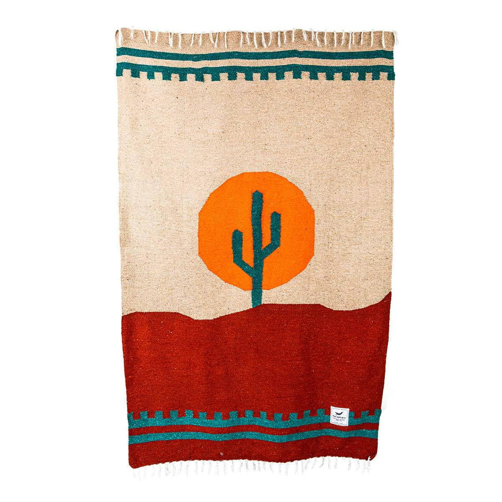 Arizona Throw Blanket: Cozy throw blanket with vibrant colors and Navajo-inspired patterns, epitome of Southwest charm.