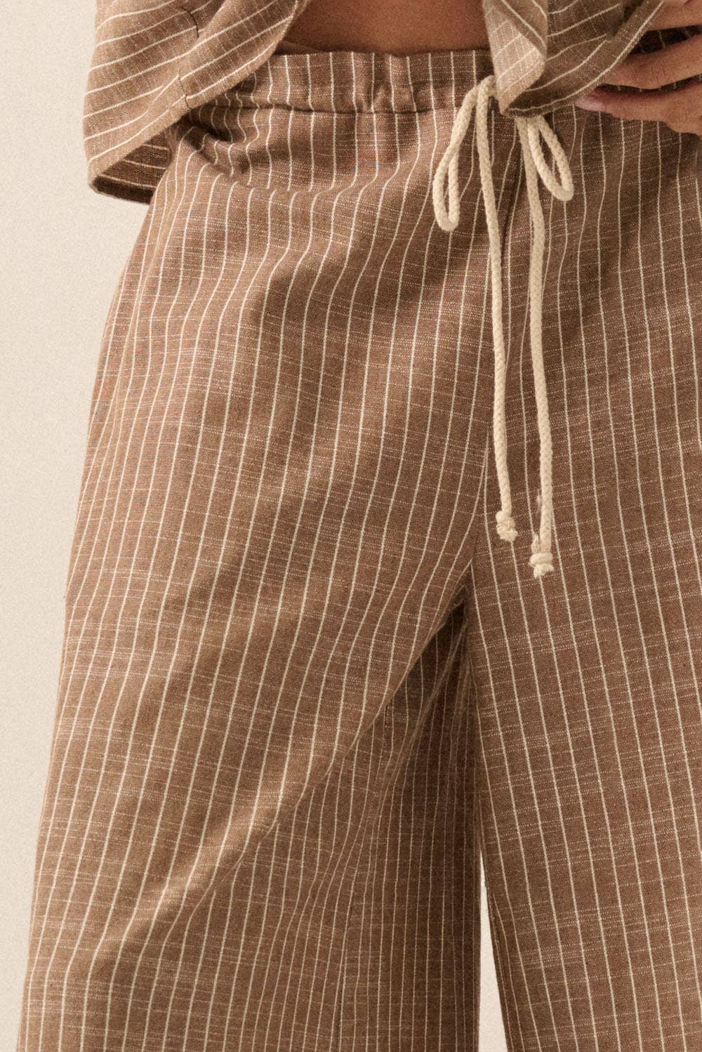 Woven Wide-Leg Drawstring Pants