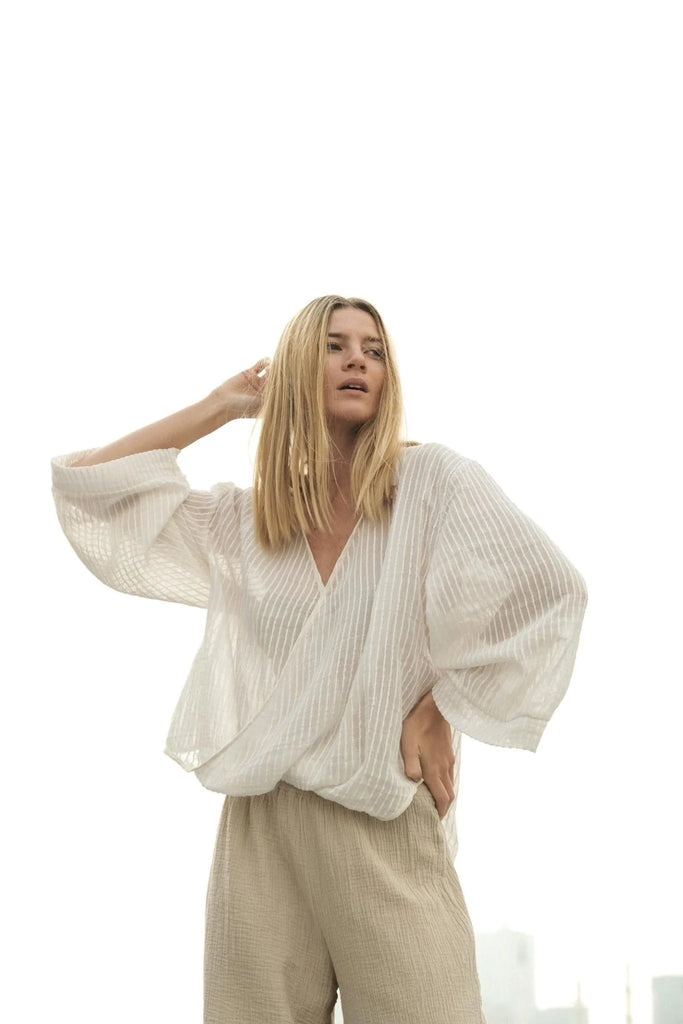 Sade Top - Made from 100% Turkish cotton with wide sleeves for a stylish and comfortable fit.