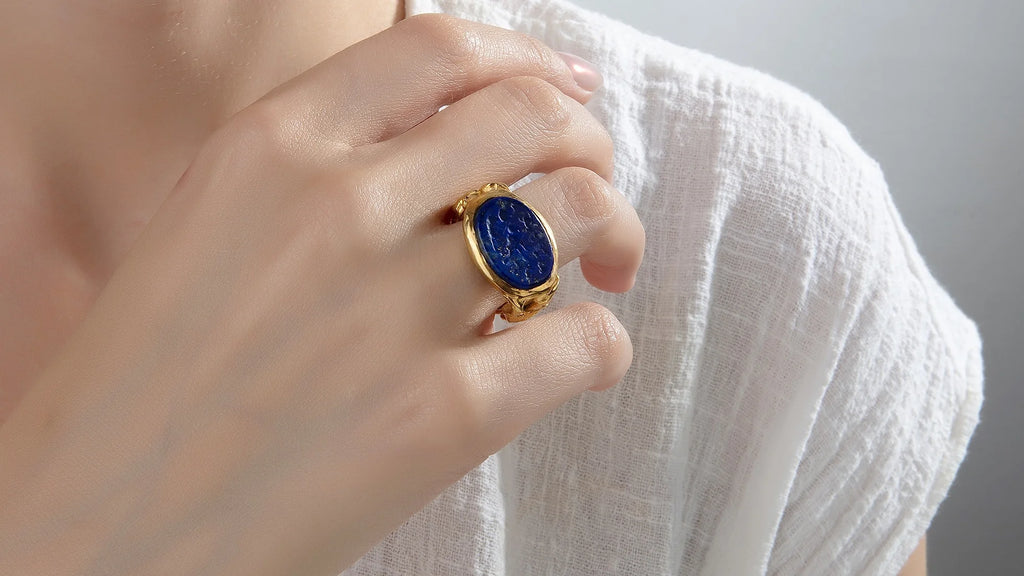 Khonsu Ring - A celestial masterpiece inspired by the ancient Egyptian god of the moon.