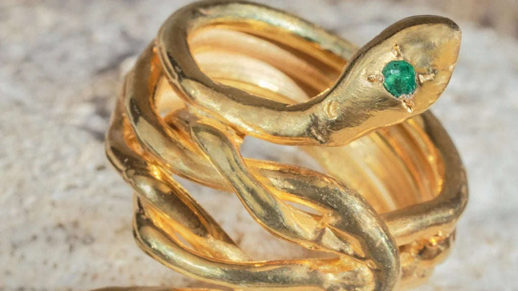 Caduceus Ring - Symbol of healing and wisdom in a meticulously crafted design.