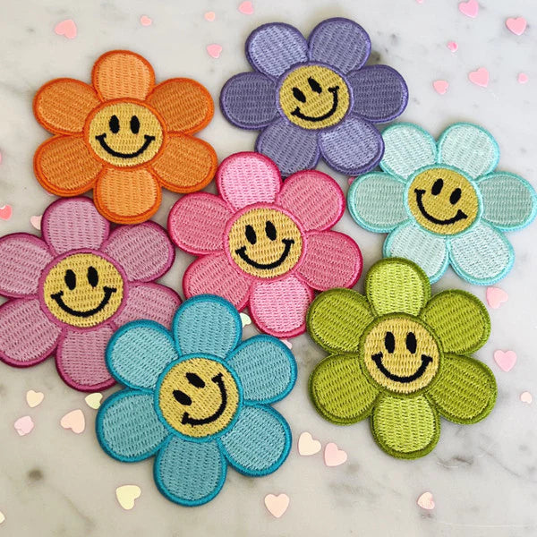 Smiley Daisy Patch - Blue