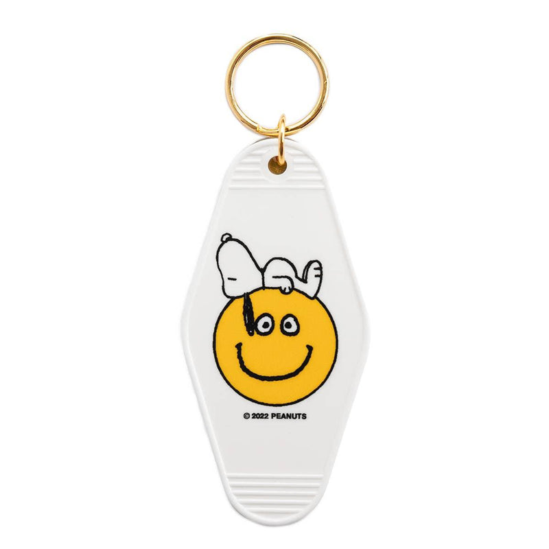 Peanuts Snoopy Smiley Key Tag - Snoopy with a big smile, a durable and charming key accessory spreading joy.
