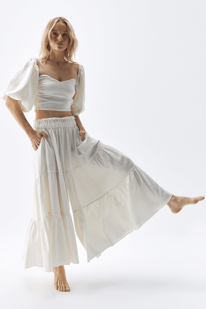 Off-White Linen Pants - Timeless elegance in breathable linen. Versatile off-white hue for a clean, sophisticated look. Elevate your style effortlessly.