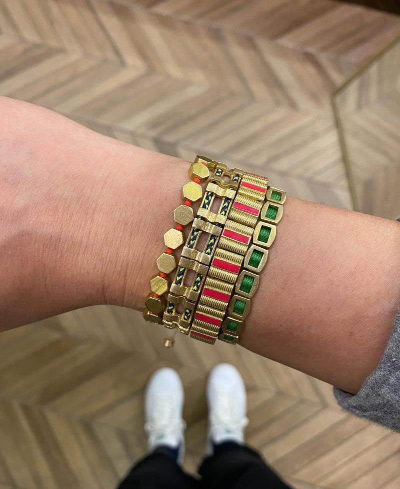 "Stylish Line Bracelet - A timeless accessory for any occasion, exuding elegance and sophistication."