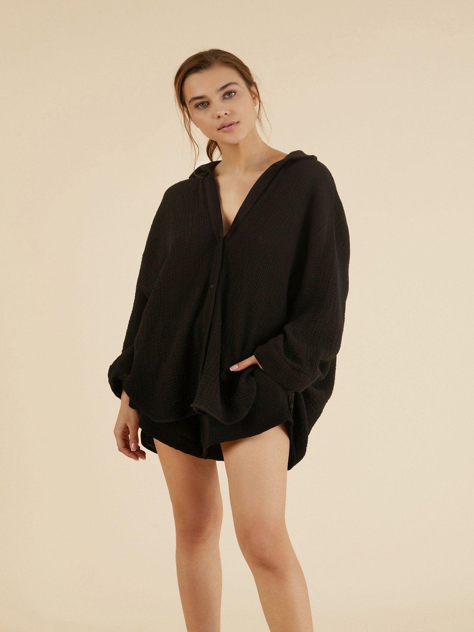 Echo Maxi Shirt - Effortlessly elegant women's shirt with flowing silhouette and maxi length.